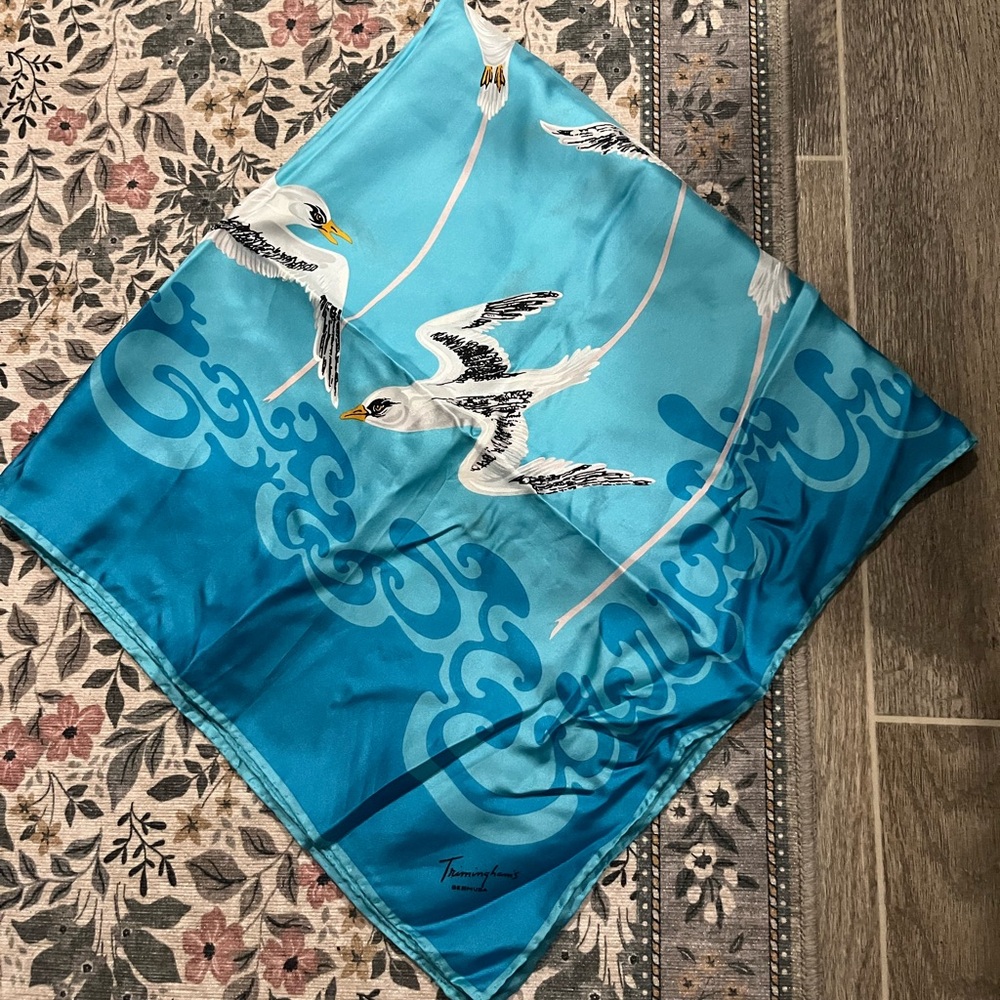 Trimingham’s Bermuda Iconic Long Tailed Bermuda Bird 100% Silk Scarf